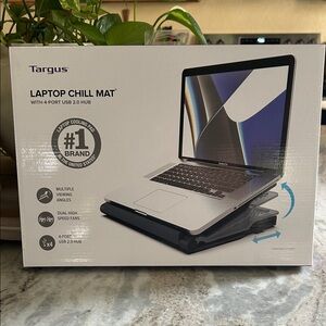 Targus Laptop Chill Mat Cooling Stand – Black